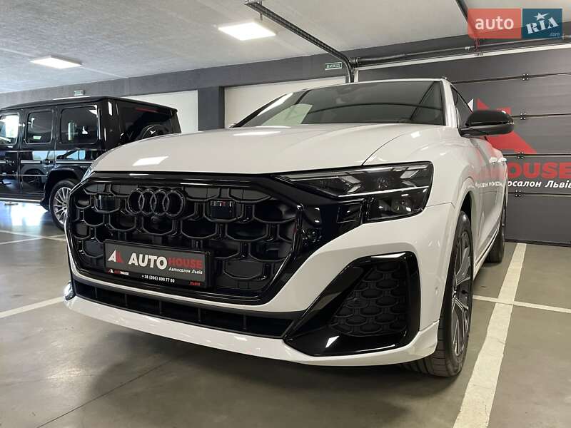 Позашляховик / Кросовер Audi Q8 2024 в Львові