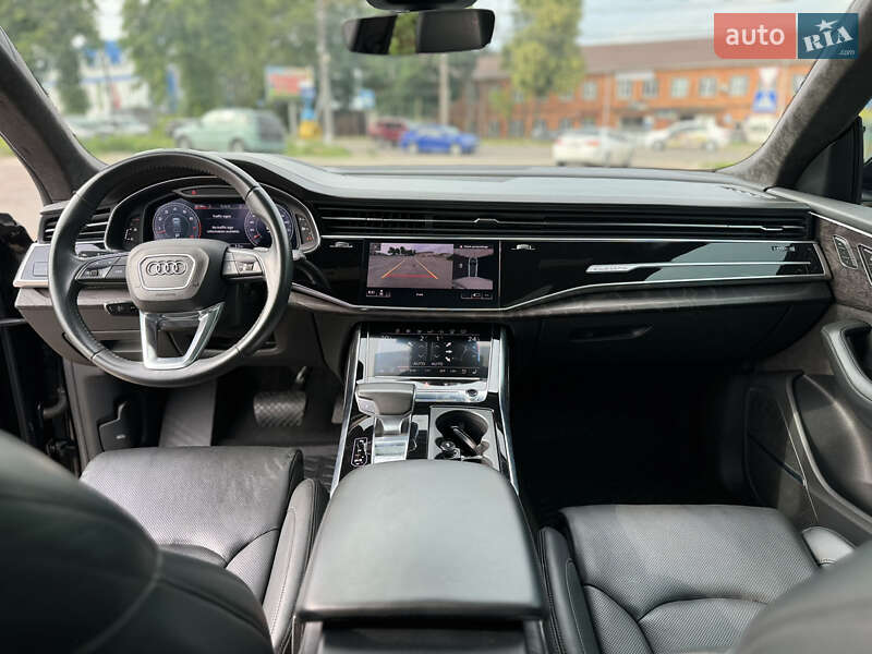 Внедорожник / Кроссовер Audi Q8 2019 в Сумах