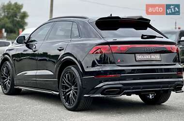 Внедорожник / Кроссовер Audi Q8 2024 в 