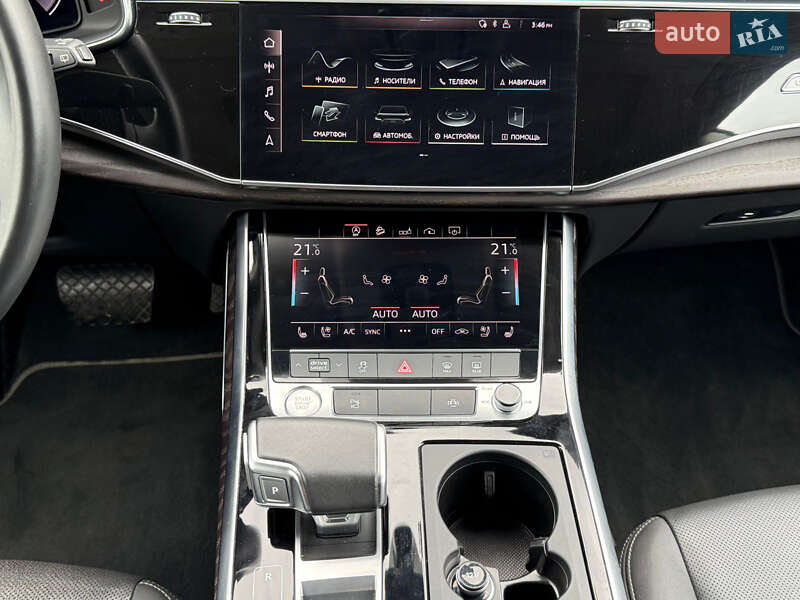 Внедорожник / Кроссовер Audi Q8 2020 в Киеве