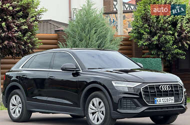 Внедорожник / Кроссовер Audi Q8 2019 в 