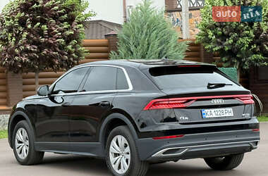 Внедорожник / Кроссовер Audi Q8 2019 в 