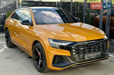 Внедорожник / Кроссовер Audi Q8 2018 в 