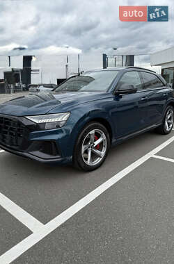 Внедорожник / Кроссовер Audi Q8 2021 в Киеве