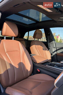 Внедорожник / Кроссовер Audi Q8 2020 в 