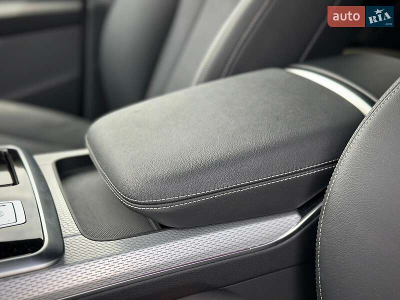 Позашляховик / Кросовер Audi Q8 2025 в Києві