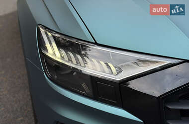 Внедорожник / Кроссовер Audi Q8 2018 в 