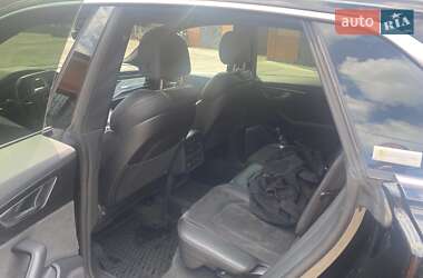 Внедорожник / Кроссовер Audi Q8 2020 в 