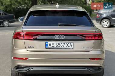 Внедорожник / Кроссовер Audi Q8 2018 в 