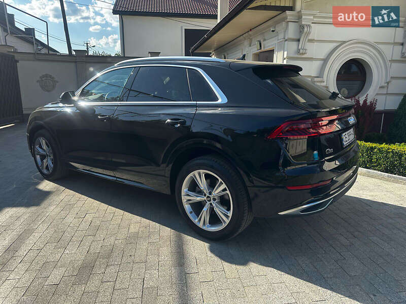 Внедорожник / Кроссовер Audi Q8 2023 в Черновцах