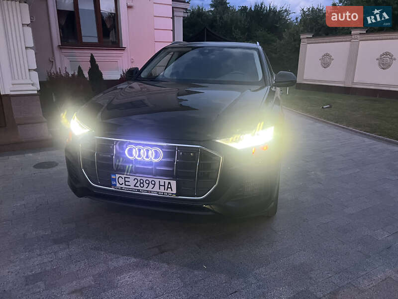 Внедорожник / Кроссовер Audi Q8 2023 в Черновцах