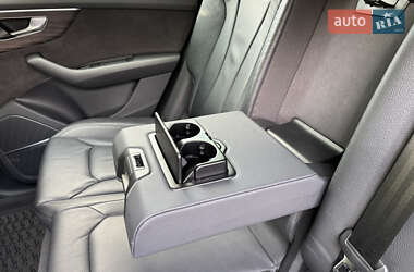 Внедорожник / Кроссовер Audi Q8 2019 в 