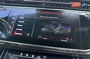 Внедорожник / Кроссовер Audi Q8 2020 в 
