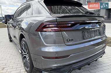 Внедорожник / Кроссовер Audi Q8 2020 в 