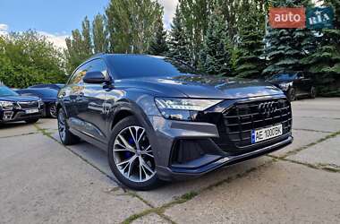 Внедорожник / Кроссовер Audi Q8 2020 в 