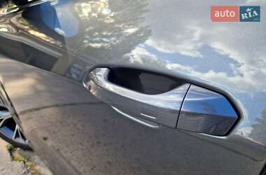 Внедорожник / Кроссовер Audi Q8 2020 в 