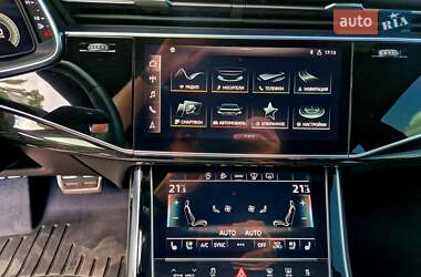 Внедорожник / Кроссовер Audi Q8 2020 в 