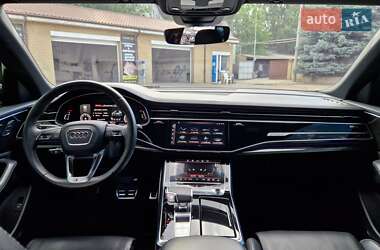 Внедорожник / Кроссовер Audi Q8 2020 в 