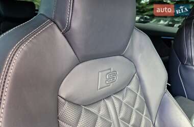 Внедорожник / Кроссовер Audi Q8 2020 в 