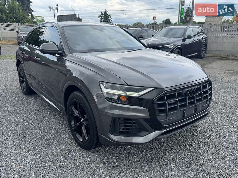 Внедорожник / Кроссовер Audi Q8 2018 в Тернополе