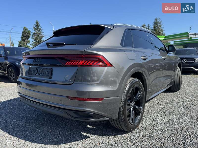 Внедорожник / Кроссовер Audi Q8 2018 в Тернополе