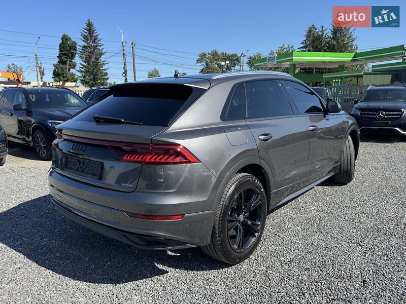 Внедорожник / Кроссовер Audi Q8 2018 в Тернополе