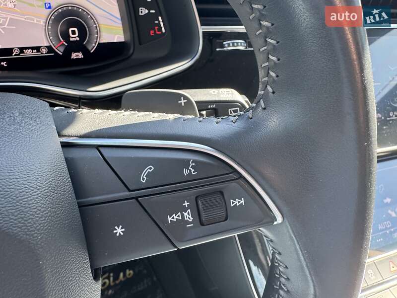 Внедорожник / Кроссовер Audi Q8 2018 в Тернополе