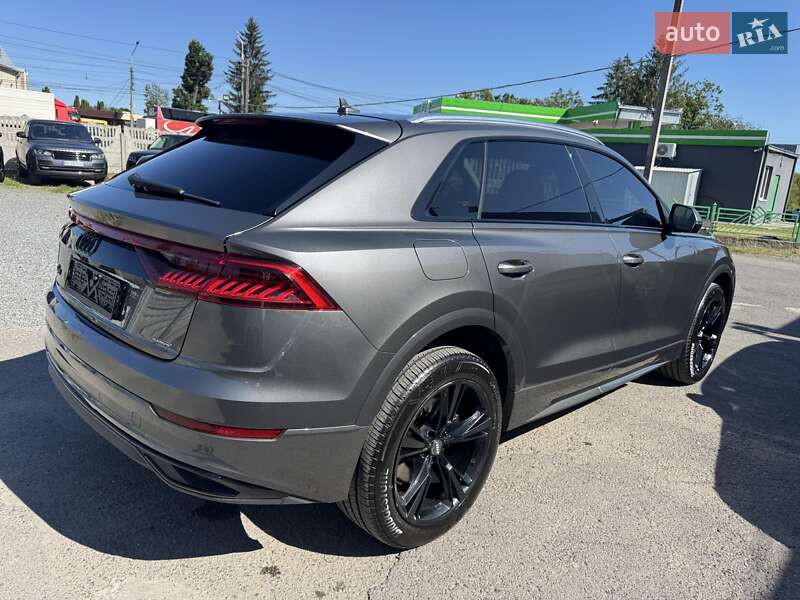 Внедорожник / Кроссовер Audi Q8 2018 в Тернополе