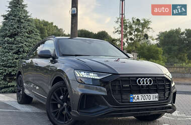 Внедорожник / Кроссовер Audi Q8 2020 в Киеве