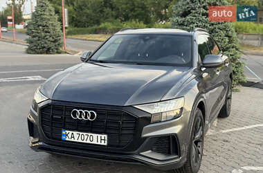 Внедорожник / Кроссовер Audi Q8 2020 в 