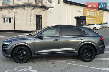 Внедорожник / Кроссовер Audi Q8 2020 в 