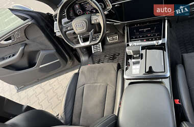 Внедорожник / Кроссовер Audi Q8 2020 в 