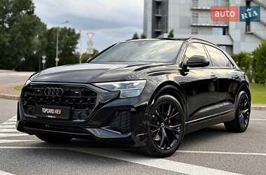 Внедорожник / Кроссовер Audi Q8 2025 в 