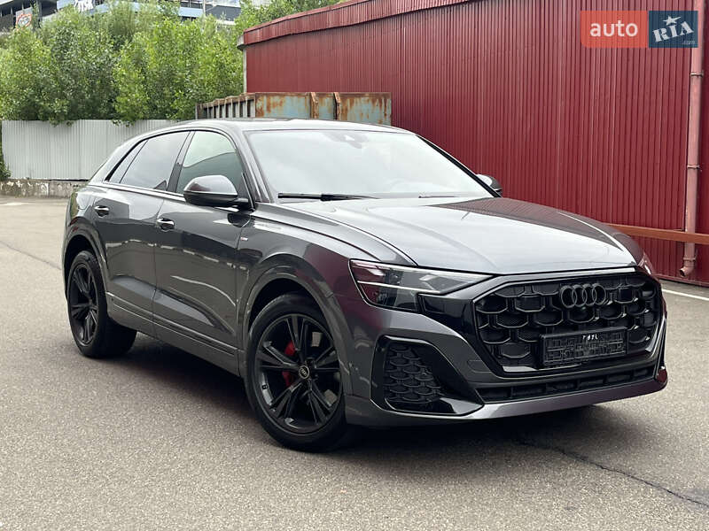 Внедорожник / Кроссовер Audi Q8 2024 в Киеве