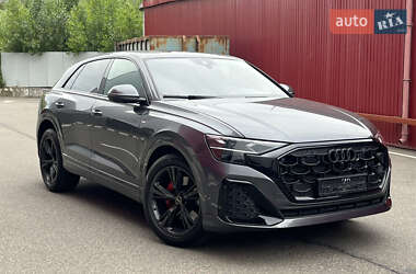 Внедорожник / Кроссовер Audi Q8 2024 в 