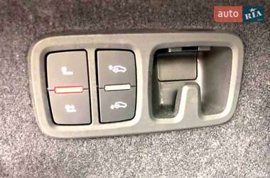Внедорожник / Кроссовер Audi Q8 2024 в 