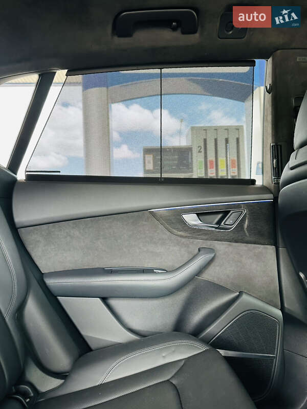 Внедорожник / Кроссовер Audi Q8 2019 в Дубно фото 26 Внедорожник / Кроссовер Audi Q8 2019 в Дубно