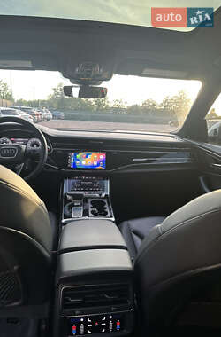 Позашляховик / Кросовер Audi Q8 2019 в 