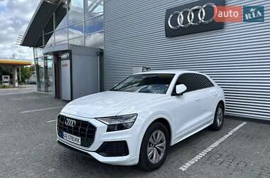 Внедорожник / Кроссовер Audi Q8 2023 в 