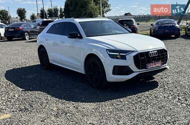 Позашляховик / Кросовер Audi Q8 2018 в Луцьку