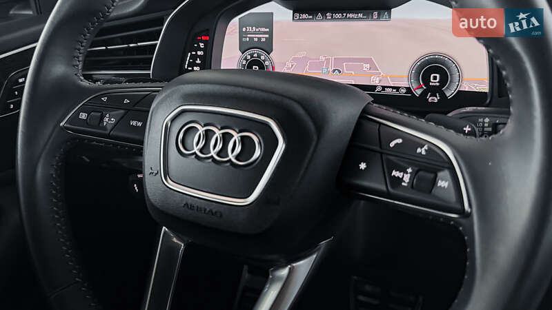 Внедорожник / Кроссовер Audi Q8 2019 в Ровно