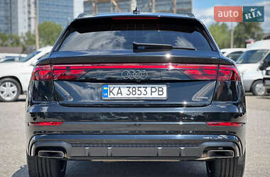 Внедорожник / Кроссовер Audi Q8 2025 в 