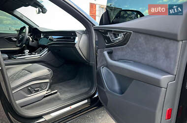 Внедорожник / Кроссовер Audi Q8 2025 в 