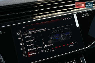 Внедорожник / Кроссовер Audi Q8 2025 в 