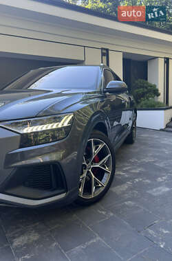 Внедорожник / Кроссовер Audi Q8 2019 в 