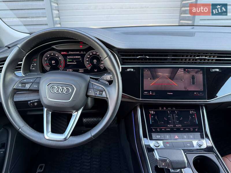 Внедорожник / Кроссовер Audi Q8 2022 в Харькове