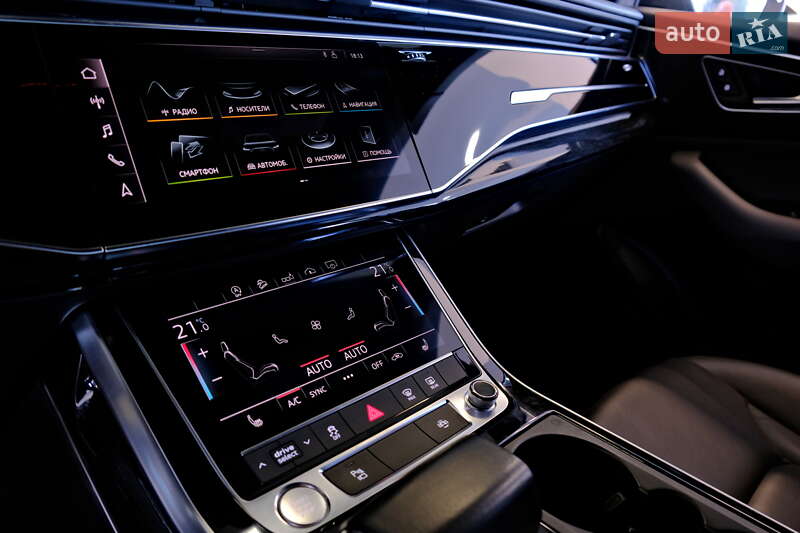 Позашляховик / Кросовер Audi Q8 2019 в Одесі
