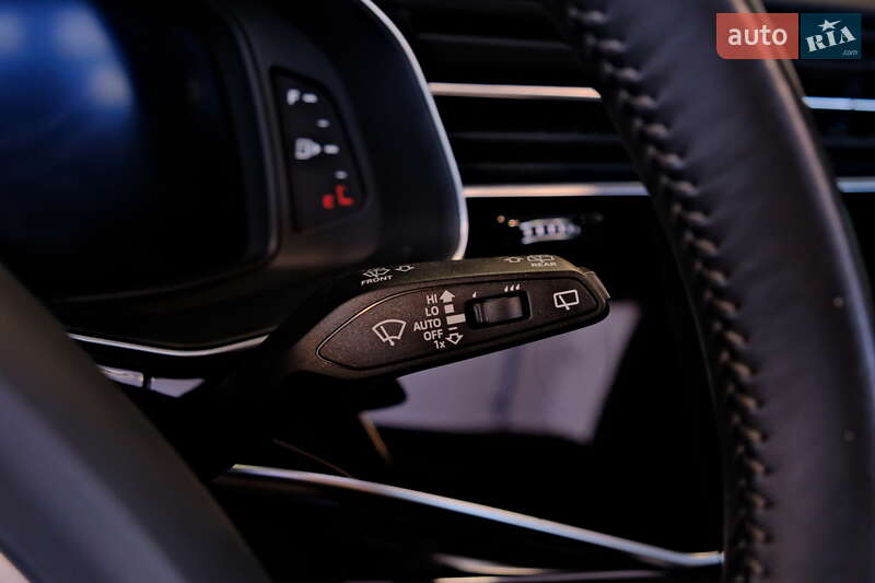Позашляховик / Кросовер Audi Q8 2019 в Одесі