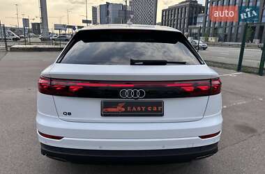 Внедорожник / Кроссовер Audi Q8 2023 в 
