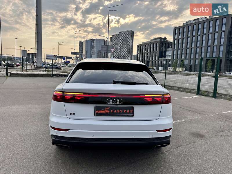 Позашляховик / Кросовер Audi Q8 2023 в Києві
